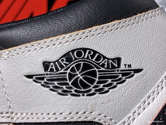 MaikeSneakers SB Air 1 x Nike Jordan Bone OG Light CD6578-006 High 0810